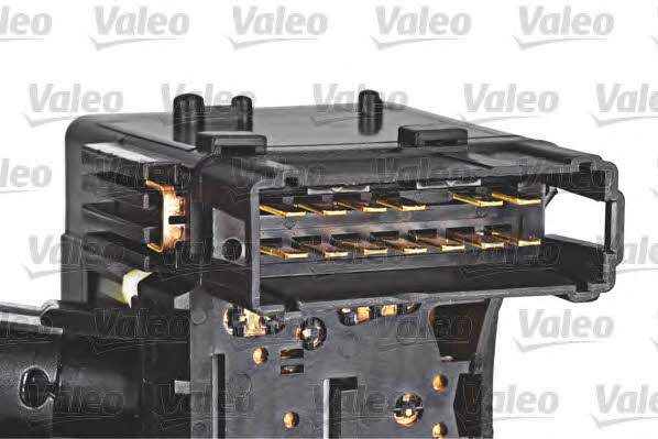 Купити Valeo 251693 за низькою ціною в Україні!